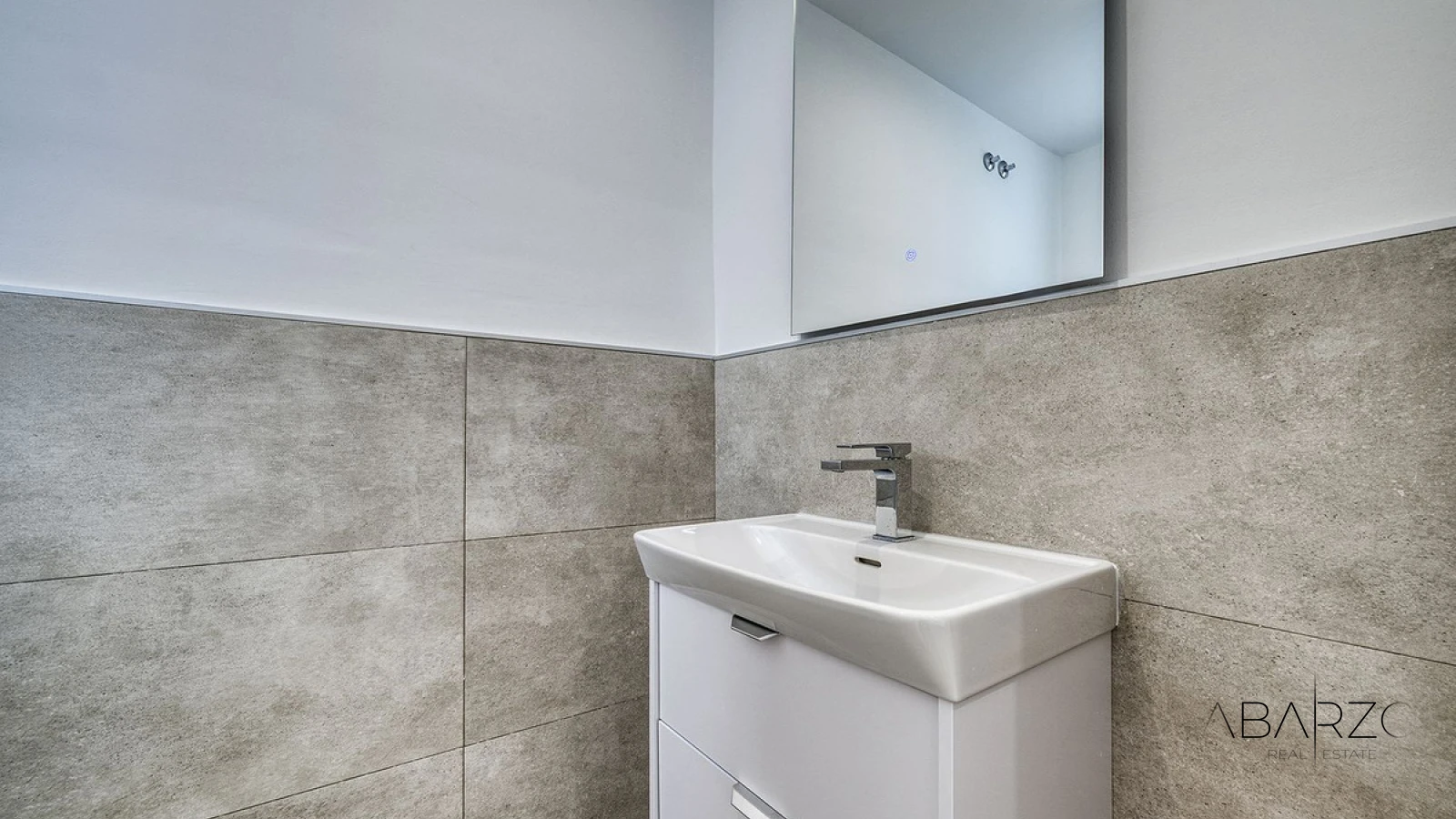 Luxury Penthouse with Sea Views in Cancelada, New Golden Mile — interior, New Golden Mile, Estepona (33 of 49)