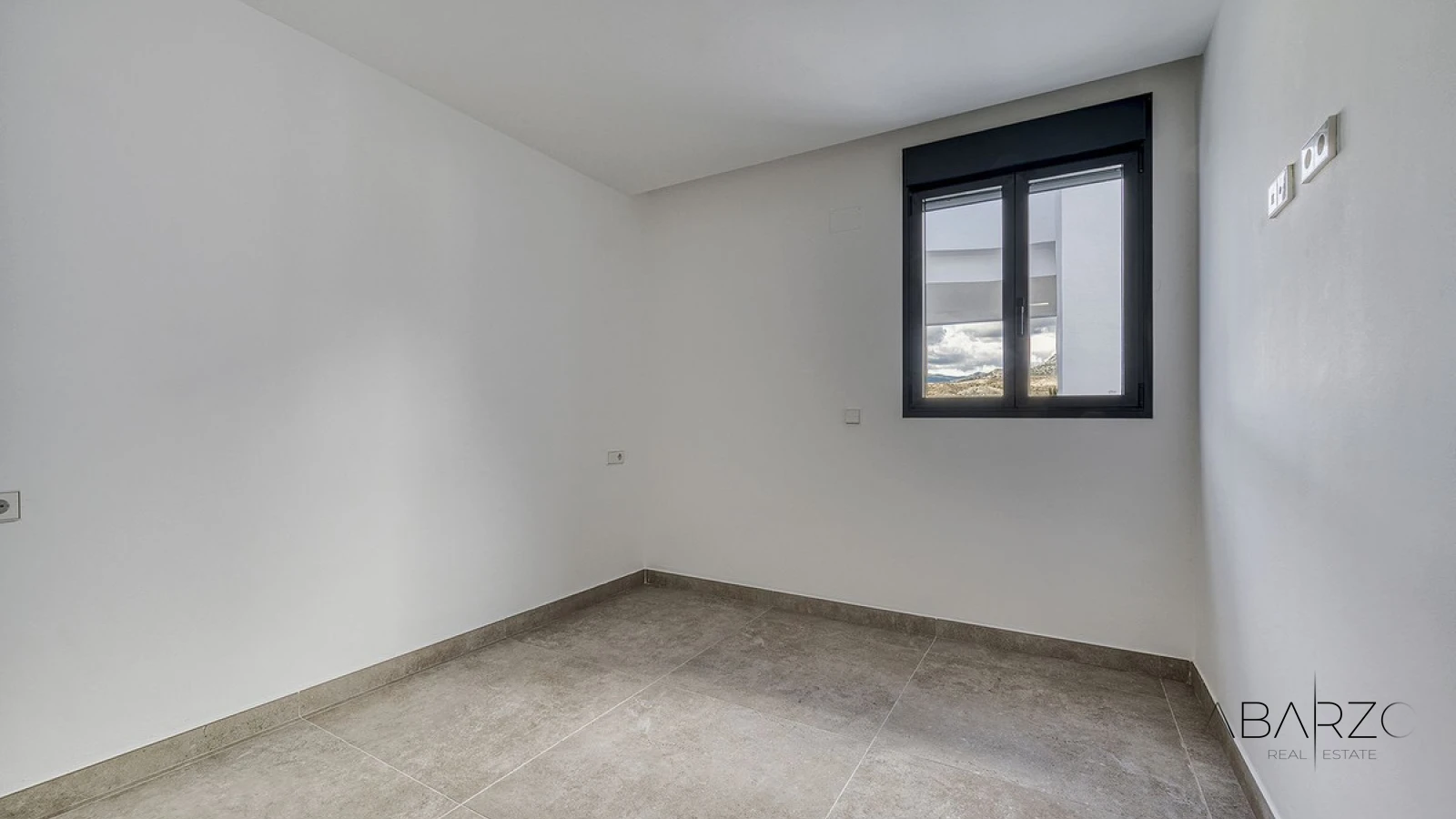 Luxury Penthouse with Sea Views in Cancelada, New Golden Mile — interior, New Golden Mile, Estepona (30 of 49)