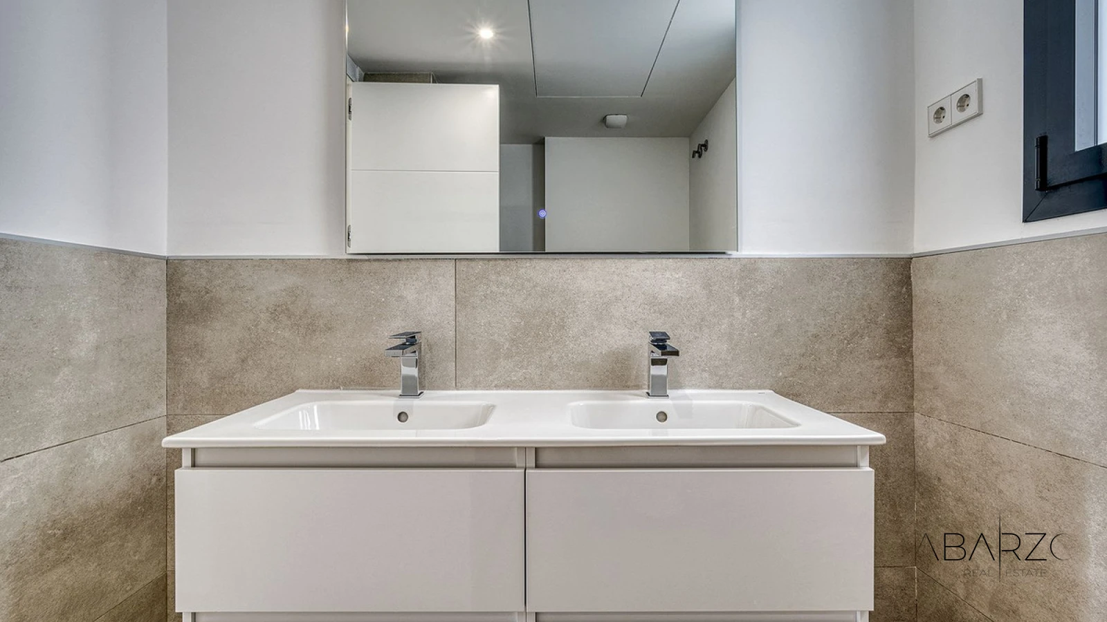 Luxury Penthouse with Sea Views in Cancelada, New Golden Mile — interior, New Golden Mile, Estepona (24 of 49)