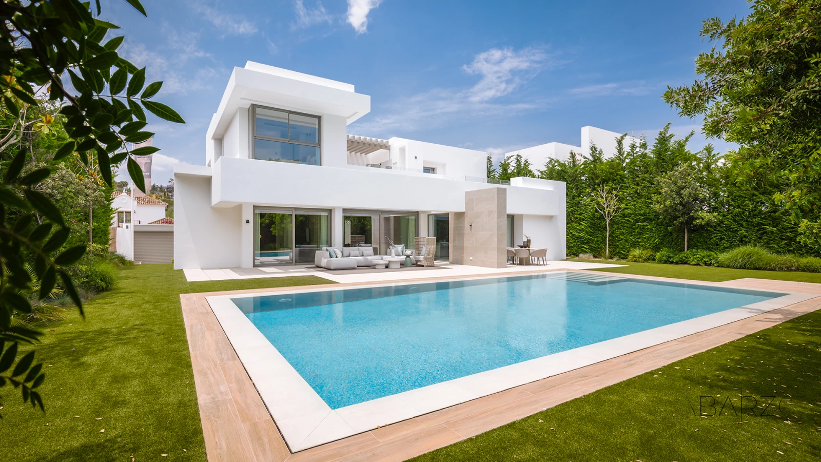 Turnkey Villa with Private Pool in El Paraíso, Marbella New Golden Mile — interior, New Golden Mile, Estepona (21 of 28)