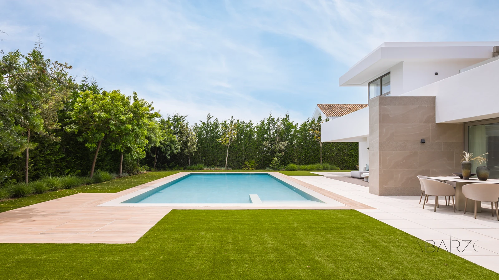 Turnkey Villa with Private Pool in El Paraíso, Marbella New Golden Mile — interior, New Golden Mile, Estepona (22 of 28)