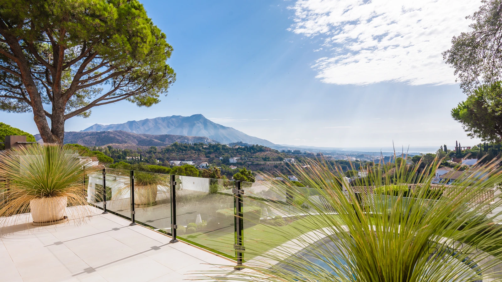 Renovated Villa with sea and mountain views in El Madroñal, Benahavís — interior, El Madroñal, Benahavís (4 of 57)