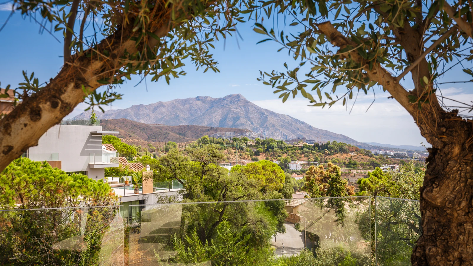 Renovated Villa with sea and mountain views in El Madroñal, Benahavís — interior, El Madroñal, Benahavís (50 of 57)