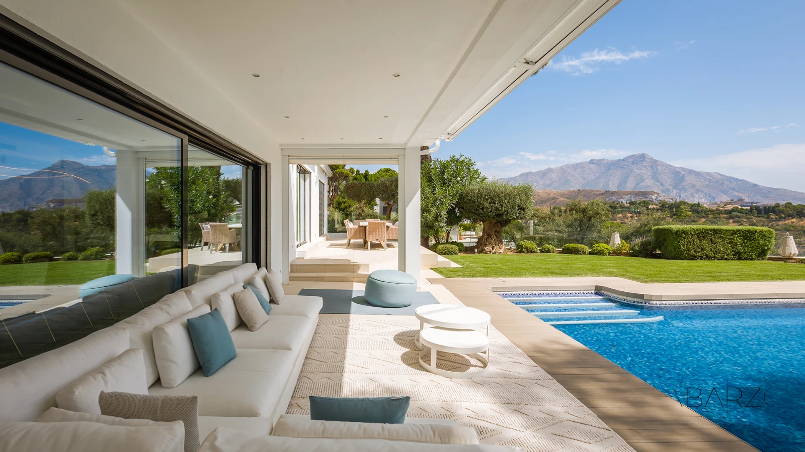 Renovated Villa with sea and mountain views in El Madroñal, Benahavís — interior, El Madroñal, Benahavís (42 of 57)