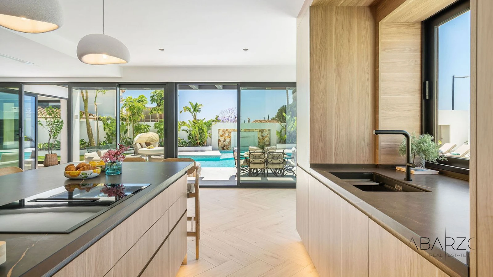 Casa familiar con piscina y jacuzzi en la azotea en Estepona, Bel-Air — interior, Bel Air, Estepona (3 of 40)