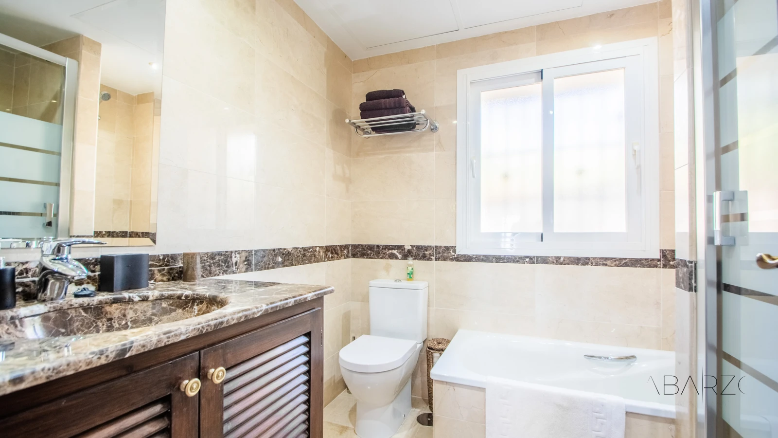 Luxury villa in La Mairena, Marbella with sea views and pool. — interior, La Mairena, Marbella (42 of 47)