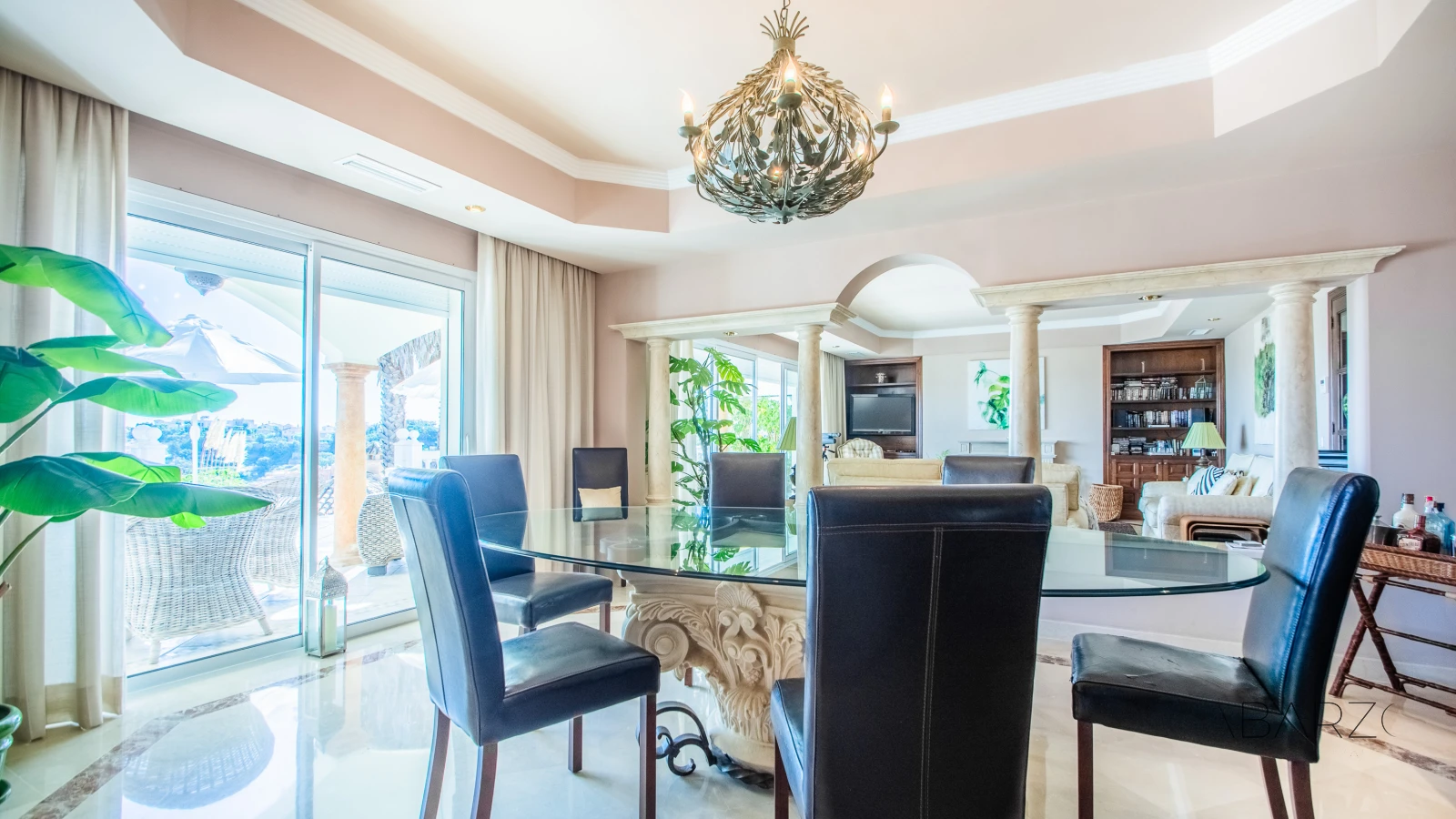 Luxury villa in La Mairena, Marbella with sea views and pool. — interior, La Mairena, Marbella (43 of 47)
