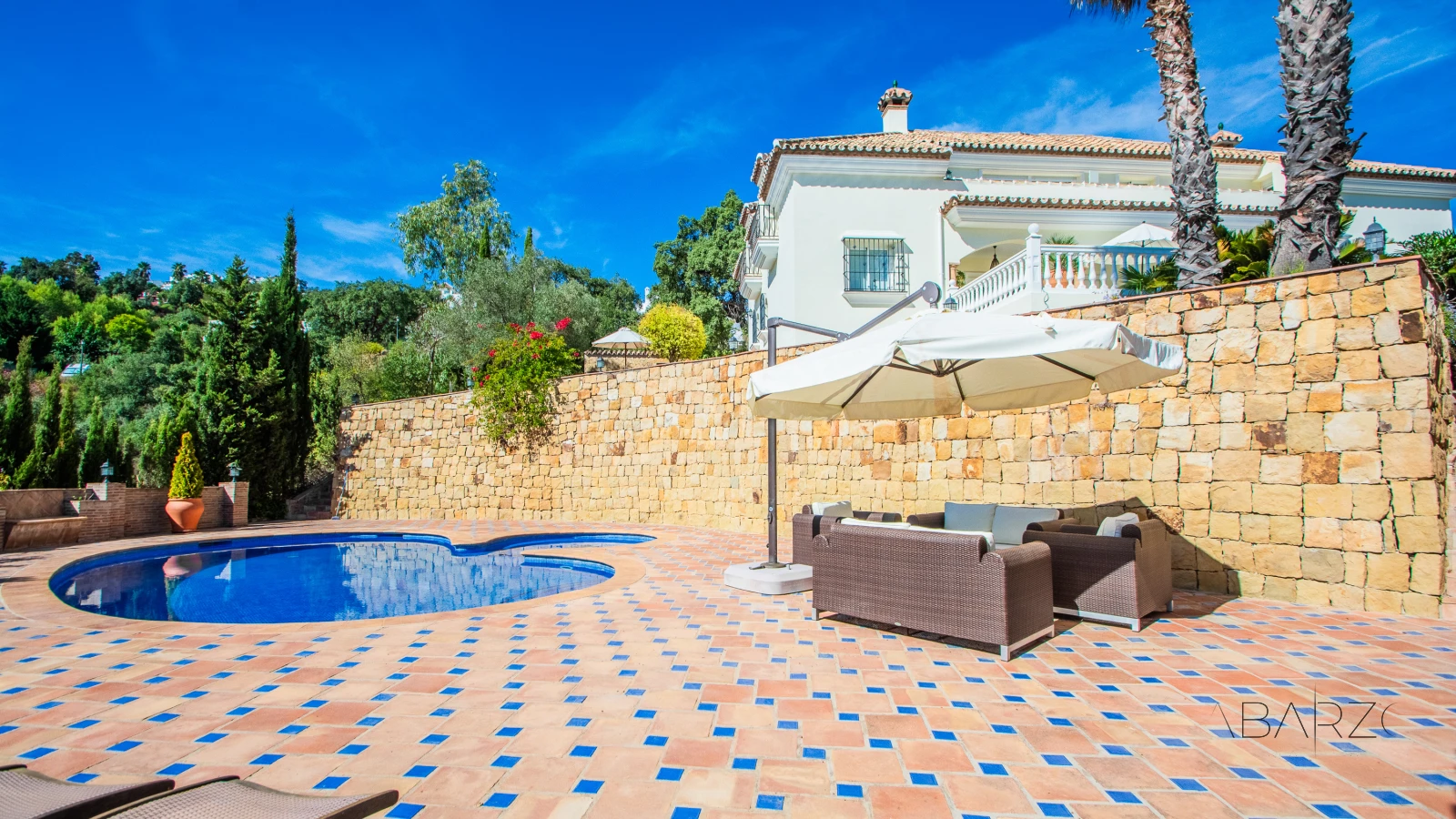 Luxury villa in La Mairena, Marbella with sea views and pool. — interior, La Mairena, Marbella (13 of 47)