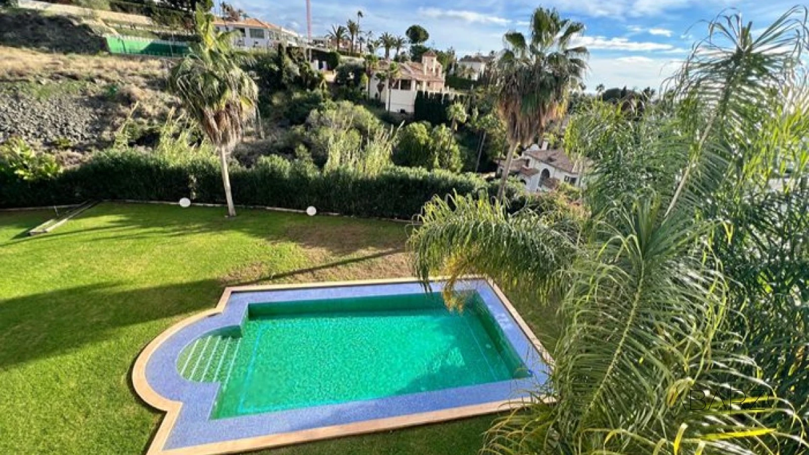 Villa en El Paraíso, cerca del Golf y con vistas al mar — interior, New Golden Mile, Estepona (16 of 18)