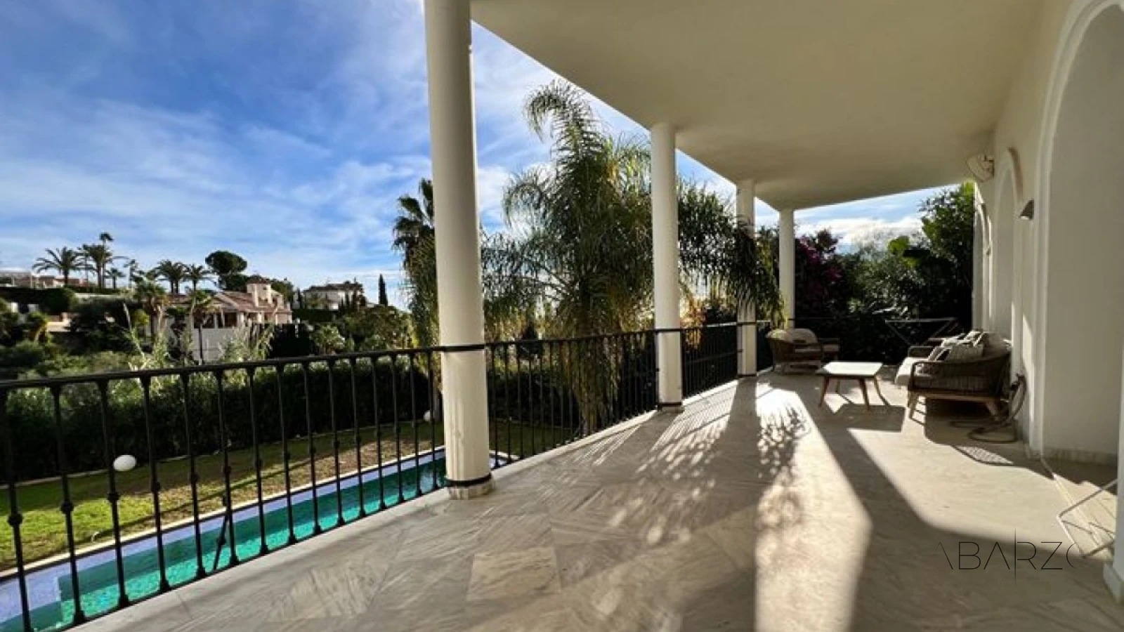 Villa en El Paraíso, cerca del Golf y con vistas al mar — interior, New Golden Mile, Estepona (6 of 18)