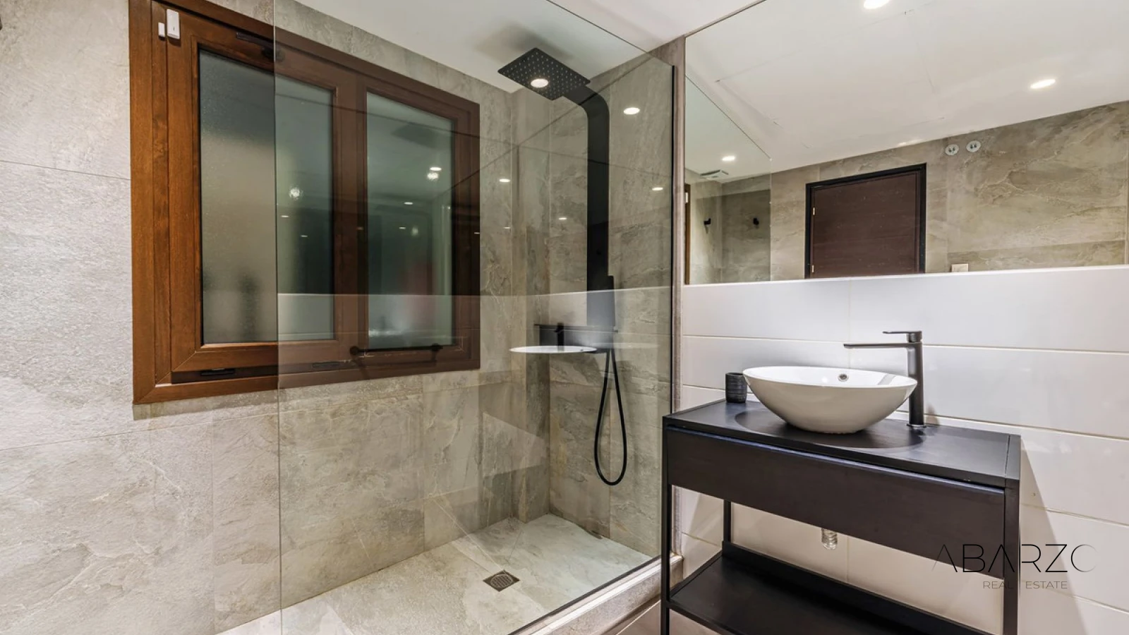 Villa de lujo con piscina climatizada en El Rosario, Marbella — interior, Marbella East, Marbella (19 of 46)