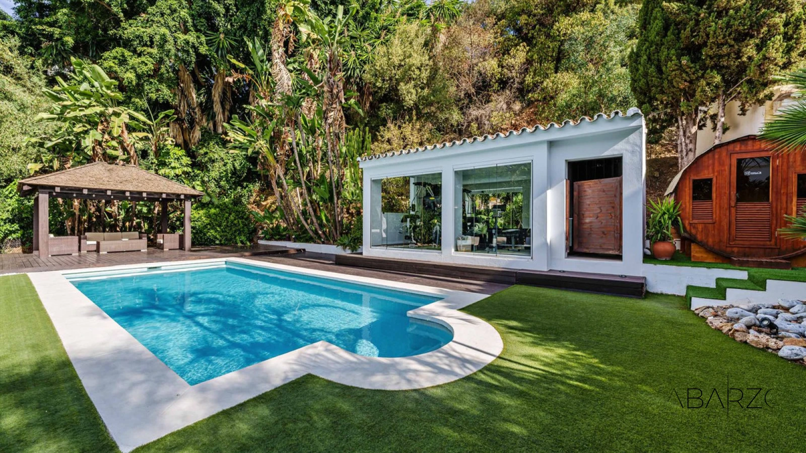 Villa de lujo con piscina climatizada en El Rosario, Marbella — interior, Marbella East, Marbella (36 of 46)