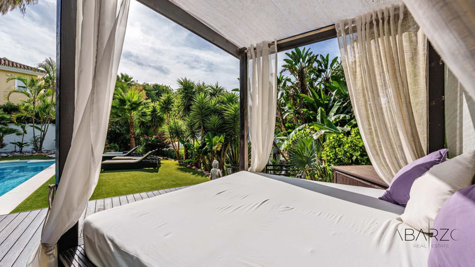 Villa de lujo con piscina climatizada en El Rosario, Marbella — interior, Marbella East, Marbella (39 of 46)