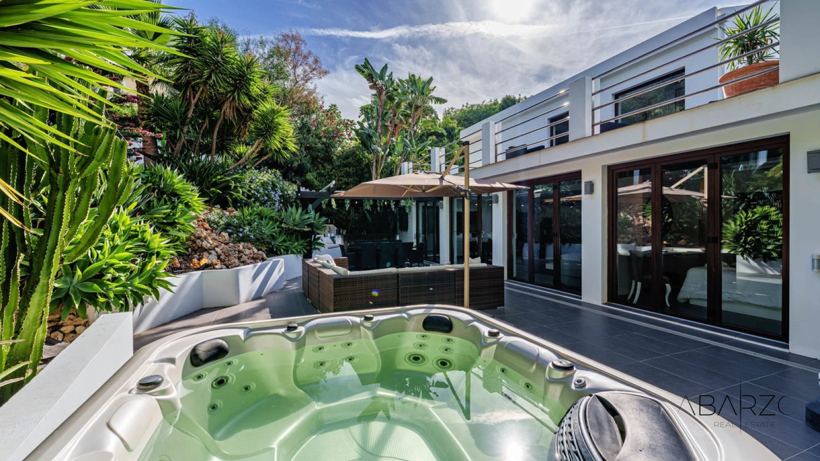 Villa de lujo con piscina climatizada en El Rosario, Marbella — interior, Marbella East, Marbella (10 of 46)