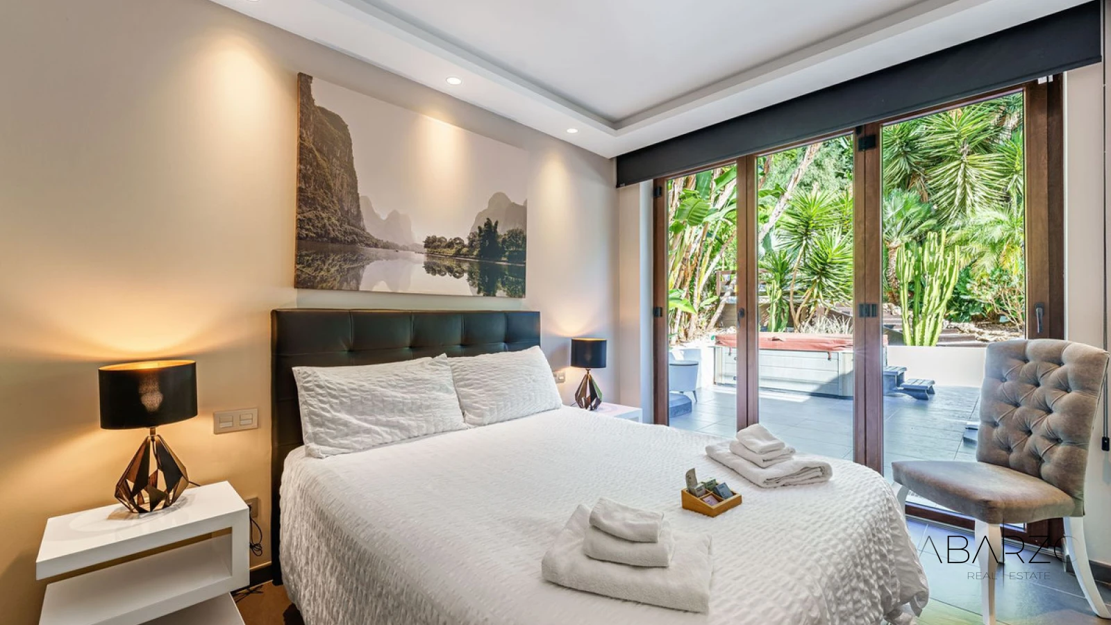 Villa de lujo con piscina climatizada en El Rosario, Marbella — interior, Marbella East, Marbella (23 of 46)