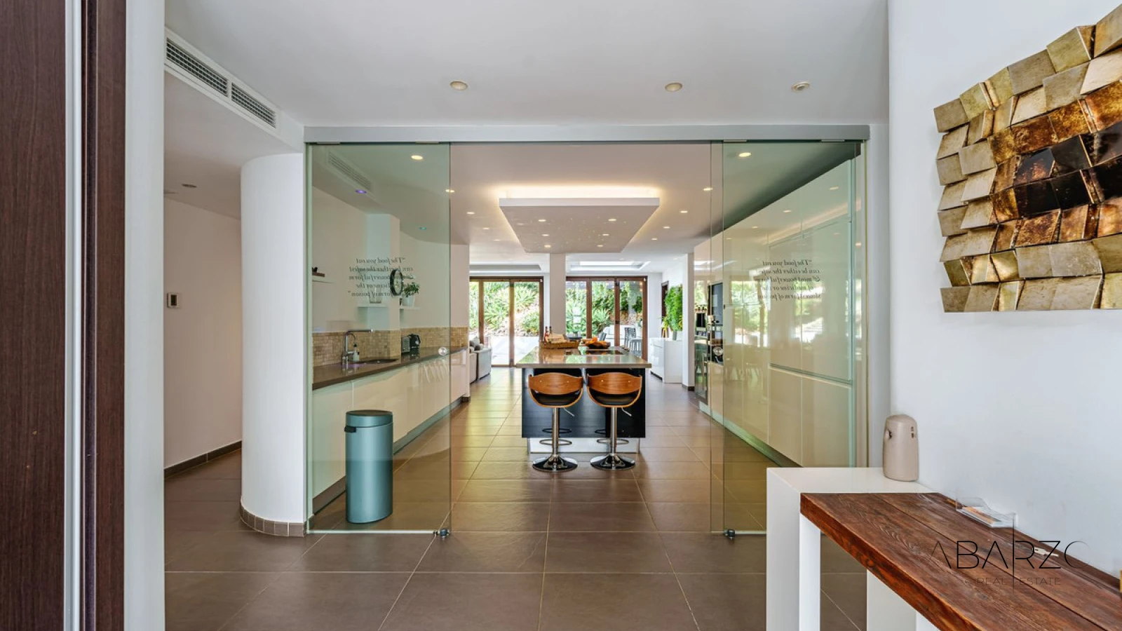 Villa de lujo con piscina climatizada en El Rosario, Marbella — interior, Marbella East, Marbella (16 of 46)