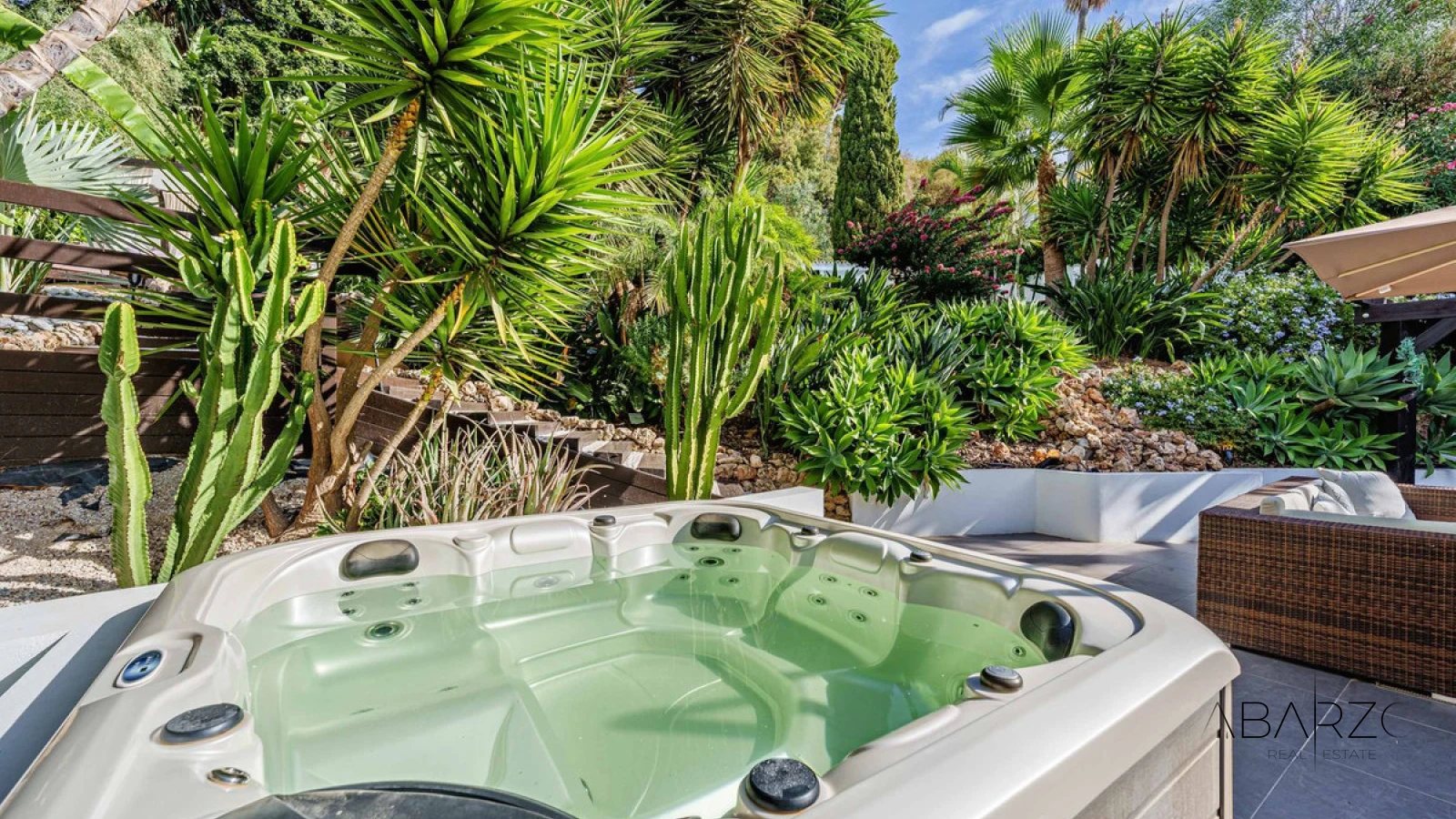 Villa de lujo con piscina climatizada en El Rosario, Marbella — interior, Marbella East, Marbella (31 of 46)