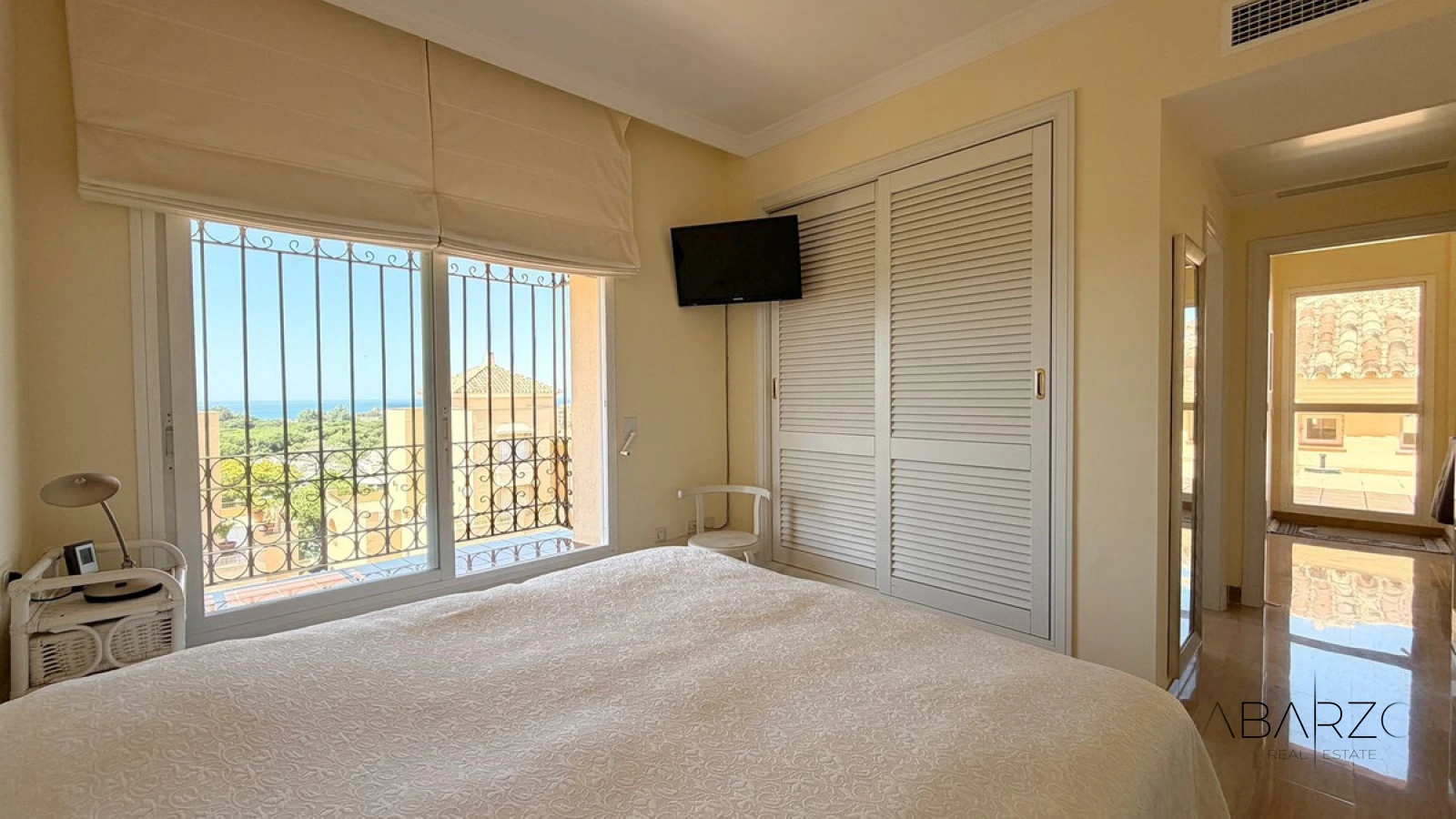 Duplex Penthouse with Panoramic Views in Elviria, Marbella — interior, Marbella East, Marbella (23 of 49)