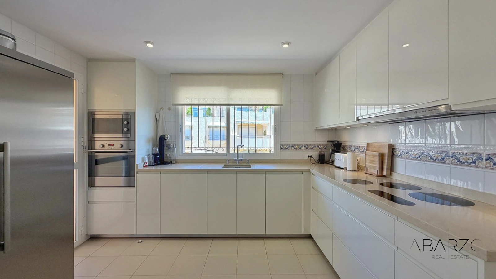 Duplex Penthouse with Panoramic Views in Elviria, Marbella — interior, Marbella East, Marbella (13 of 49)