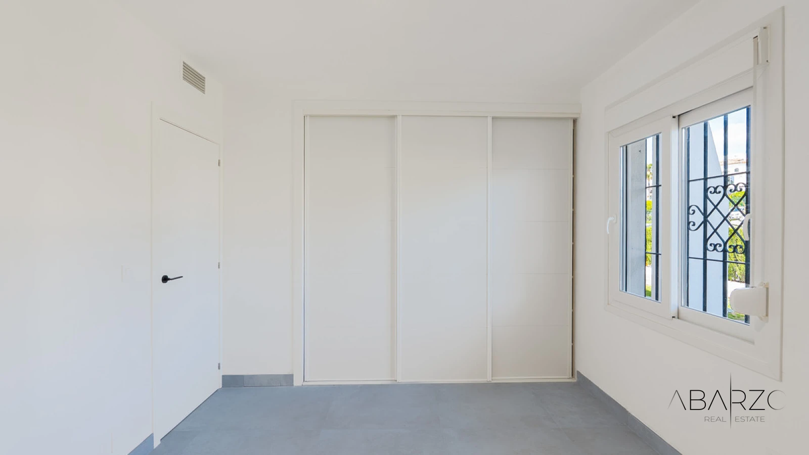 Renovated Apartment in Nueva Andalucía, Marbella — interior, Nueva Andalucía, Marbella (29 of 41)