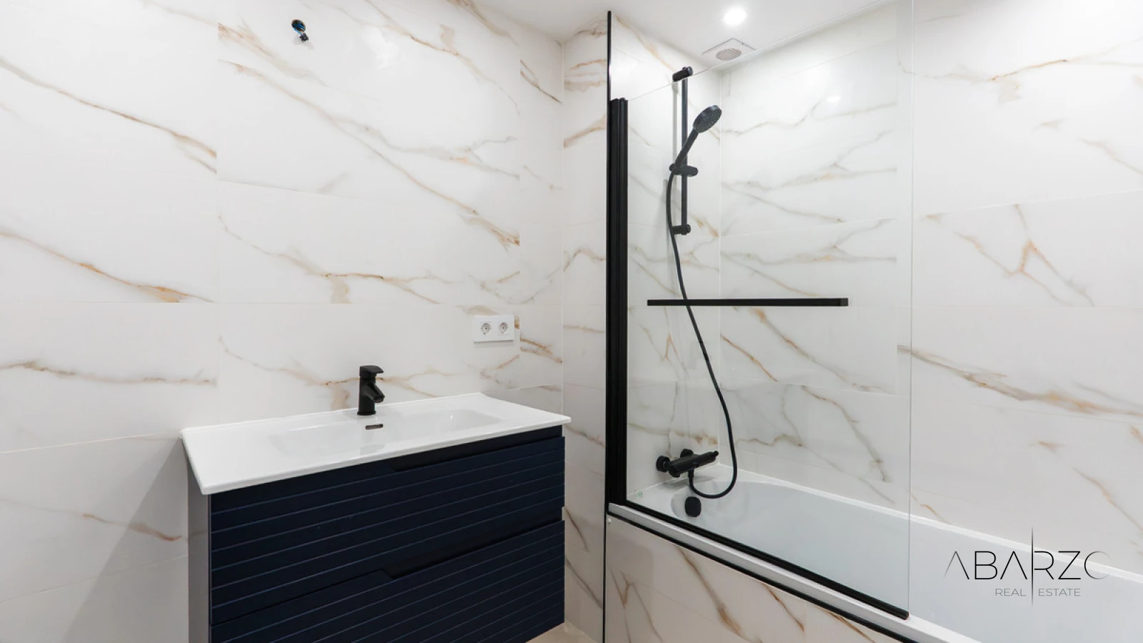 Renovated Apartment in Nueva Andalucía, Marbella — interior, Nueva Andalucía, Marbella (31 of 41)