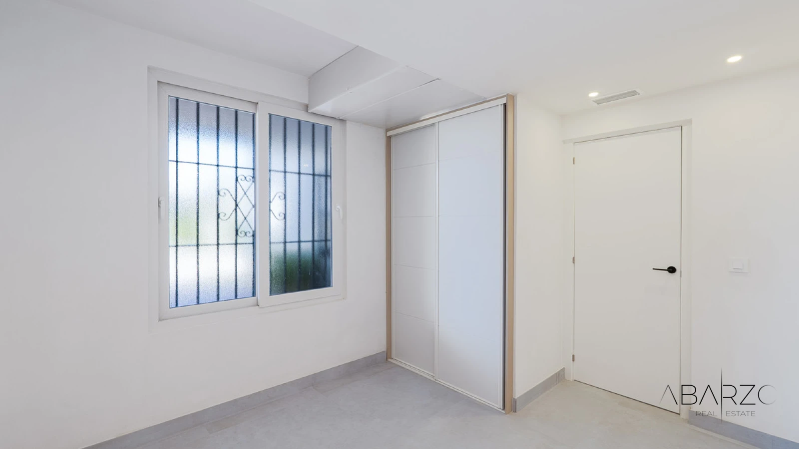 Renovated Apartment in Nueva Andalucía, Marbella — interior, Nueva Andalucía, Marbella (18 of 41)