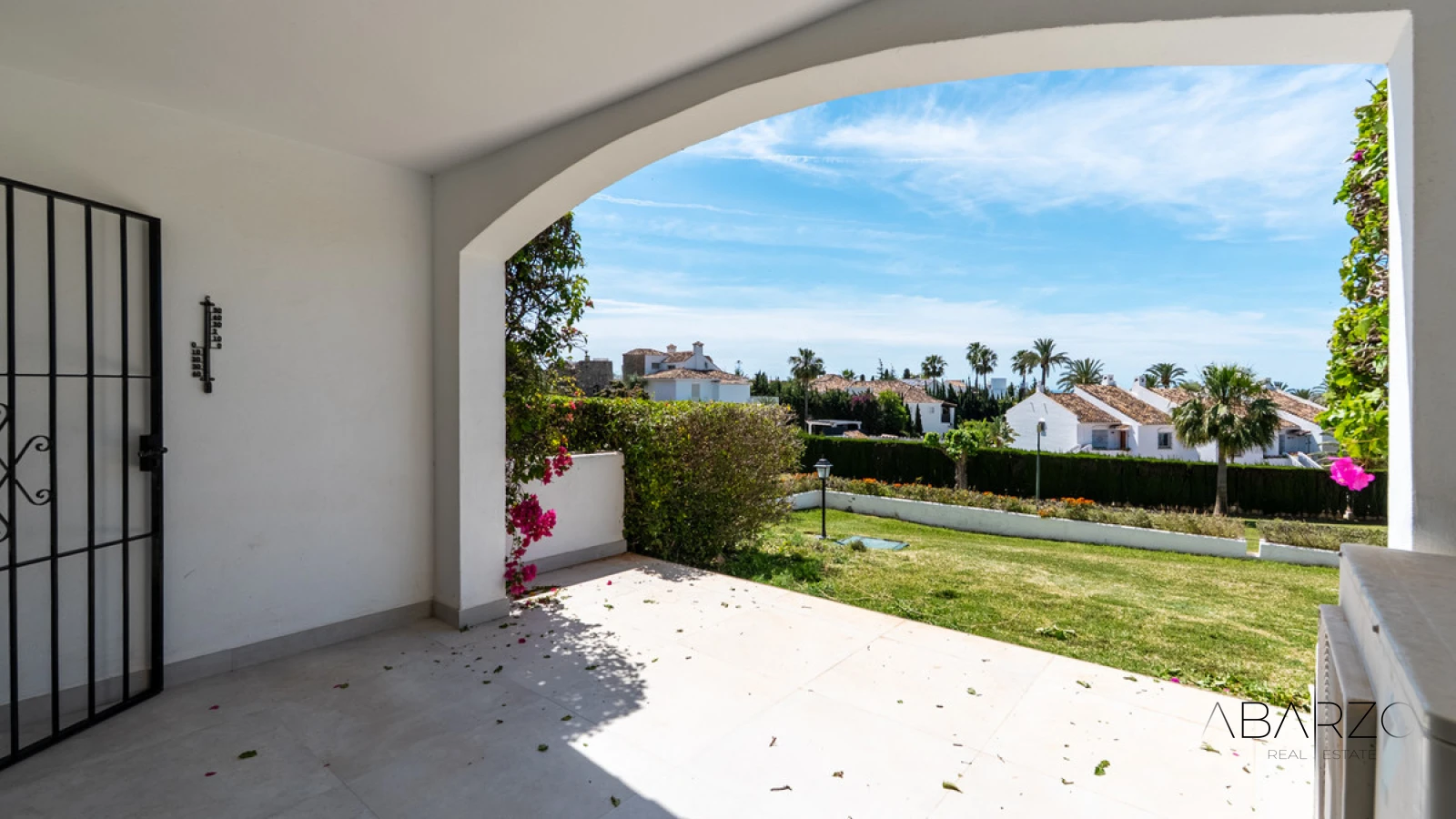 Renovated Apartment in Nueva Andalucía, Marbella — interior, Nueva Andalucía, Marbella (38 of 41)