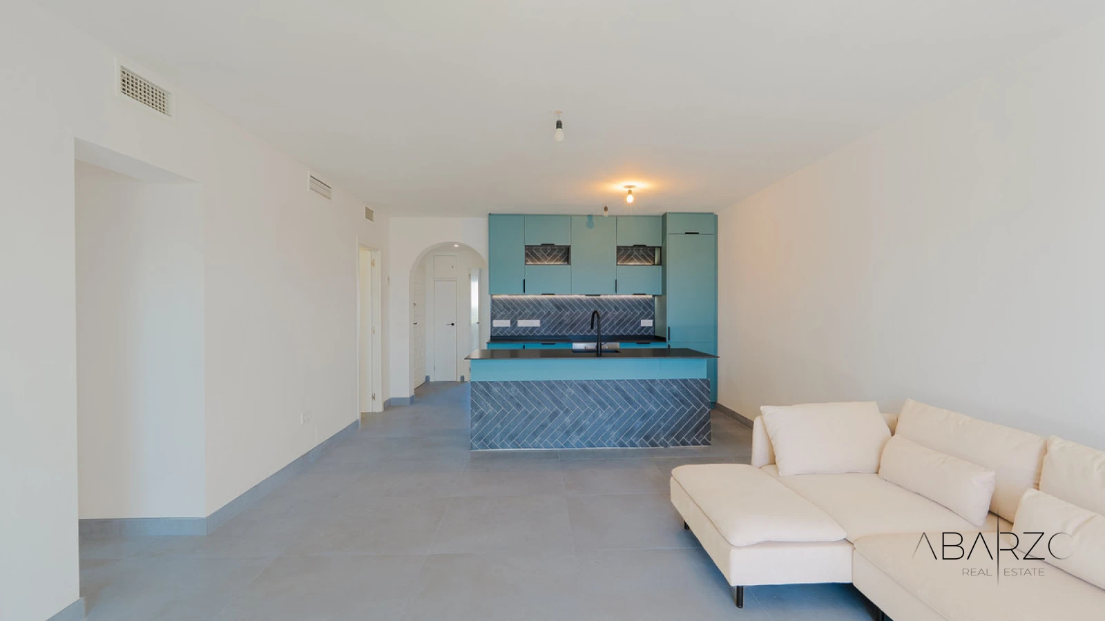 Renovated Apartment in Nueva Andalucía, Marbella — interior, Nueva Andalucía, Marbella (8 of 41)