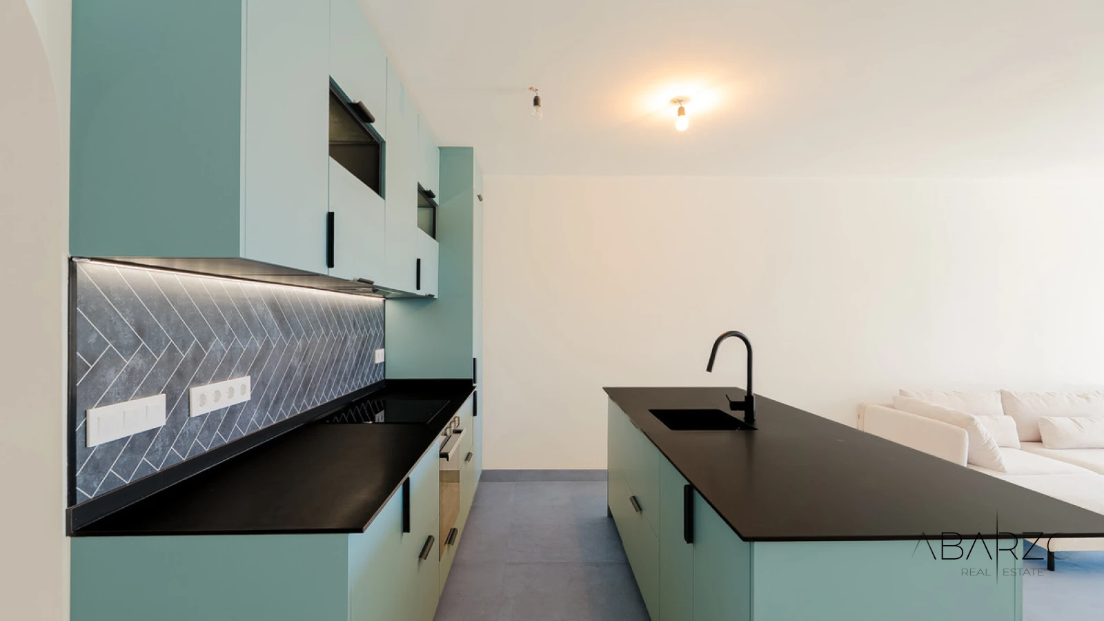 Renovated Apartment in Nueva Andalucía, Marbella — interior, Nueva Andalucía, Marbella (7 of 41)