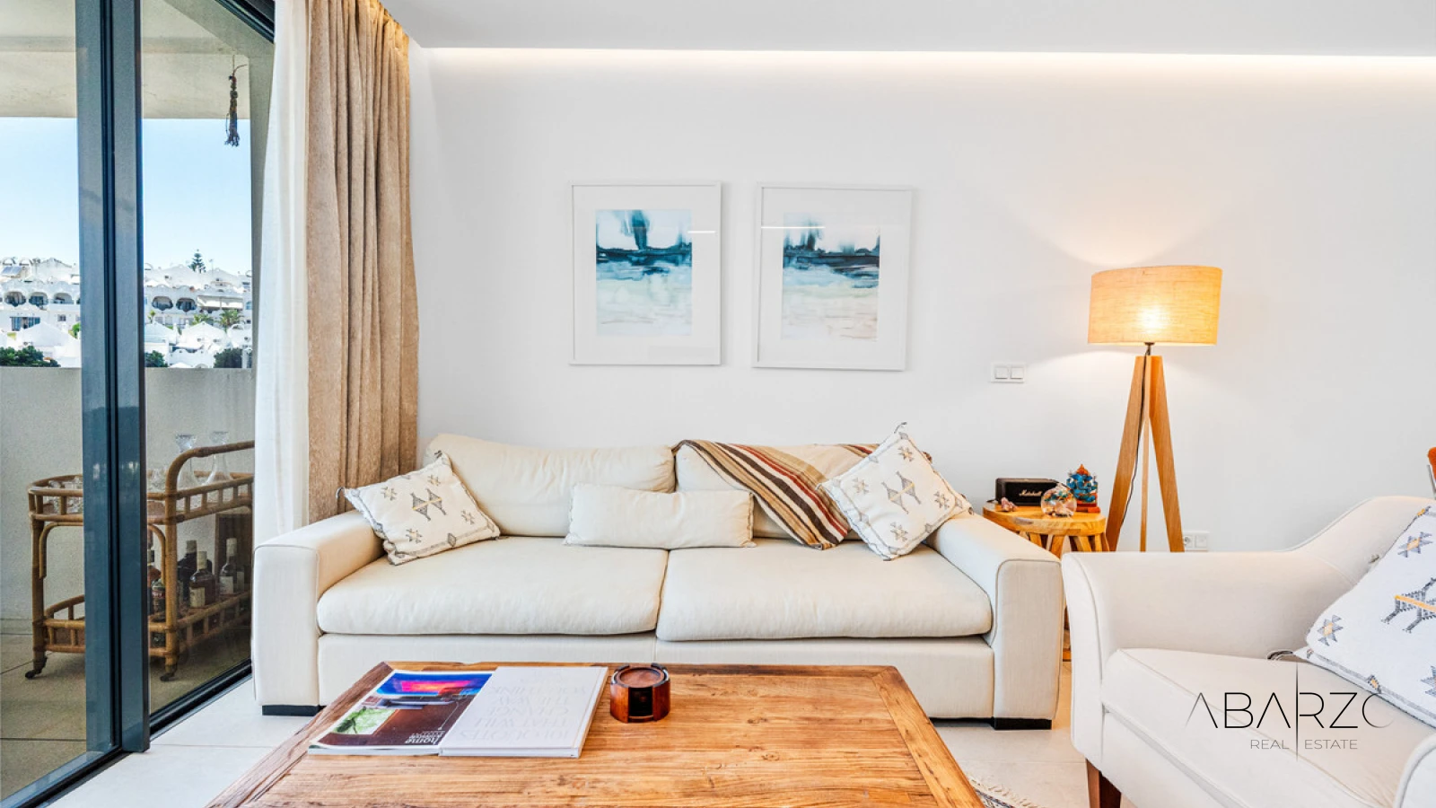 Luxury 3-Bedroom Ground Floor Duplex in Cabopino Frontline Golf — interior, Marbella East, Marbella (4 of 46)