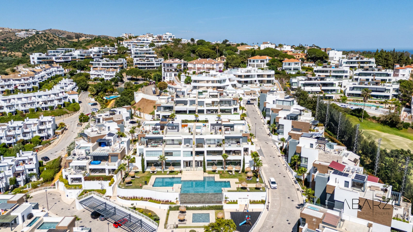 Luxury 3-Bedroom Ground Floor Duplex in Cabopino Frontline Golf — interior, Marbella East, Marbella (42 of 46)