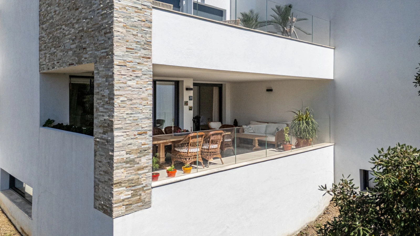 Luxury 3-Bedroom Ground Floor Duplex in Cabopino Frontline Golf — interior, Marbella East, Marbella (34 of 46)