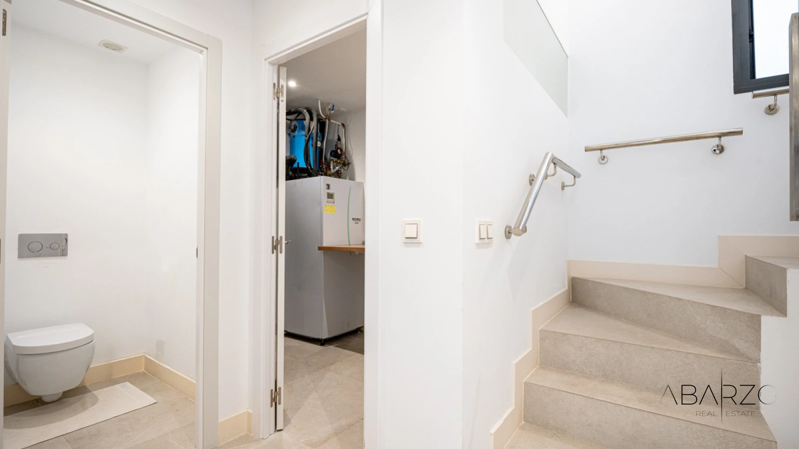 Luxury 3-Bedroom Ground Floor Duplex in Cabopino Frontline Golf — interior, Marbella East, Marbella (23 of 46)