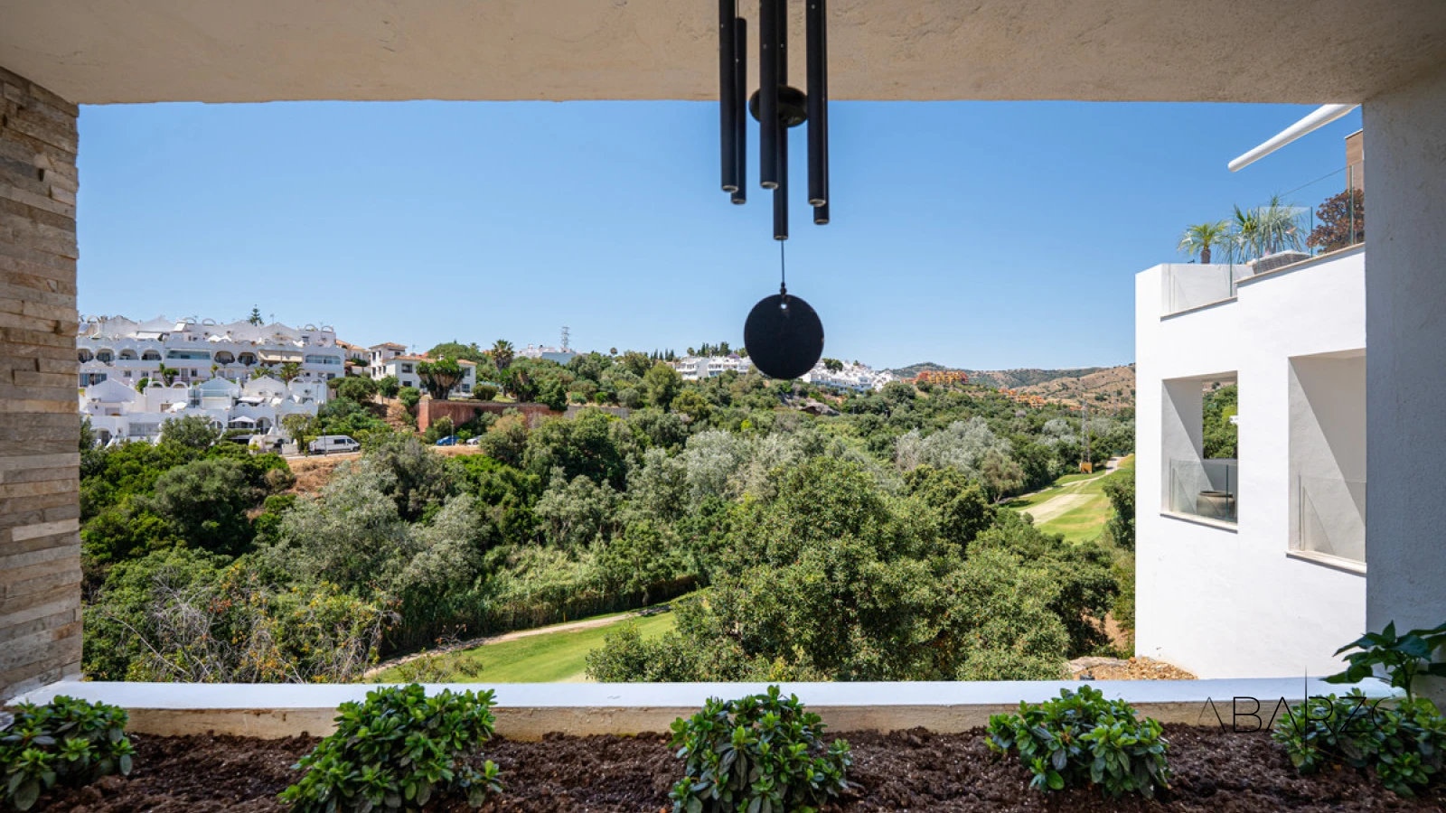 Luxury 3-Bedroom Ground Floor Duplex in Cabopino Frontline Golf — interior, Marbella East, Marbella (33 of 46)