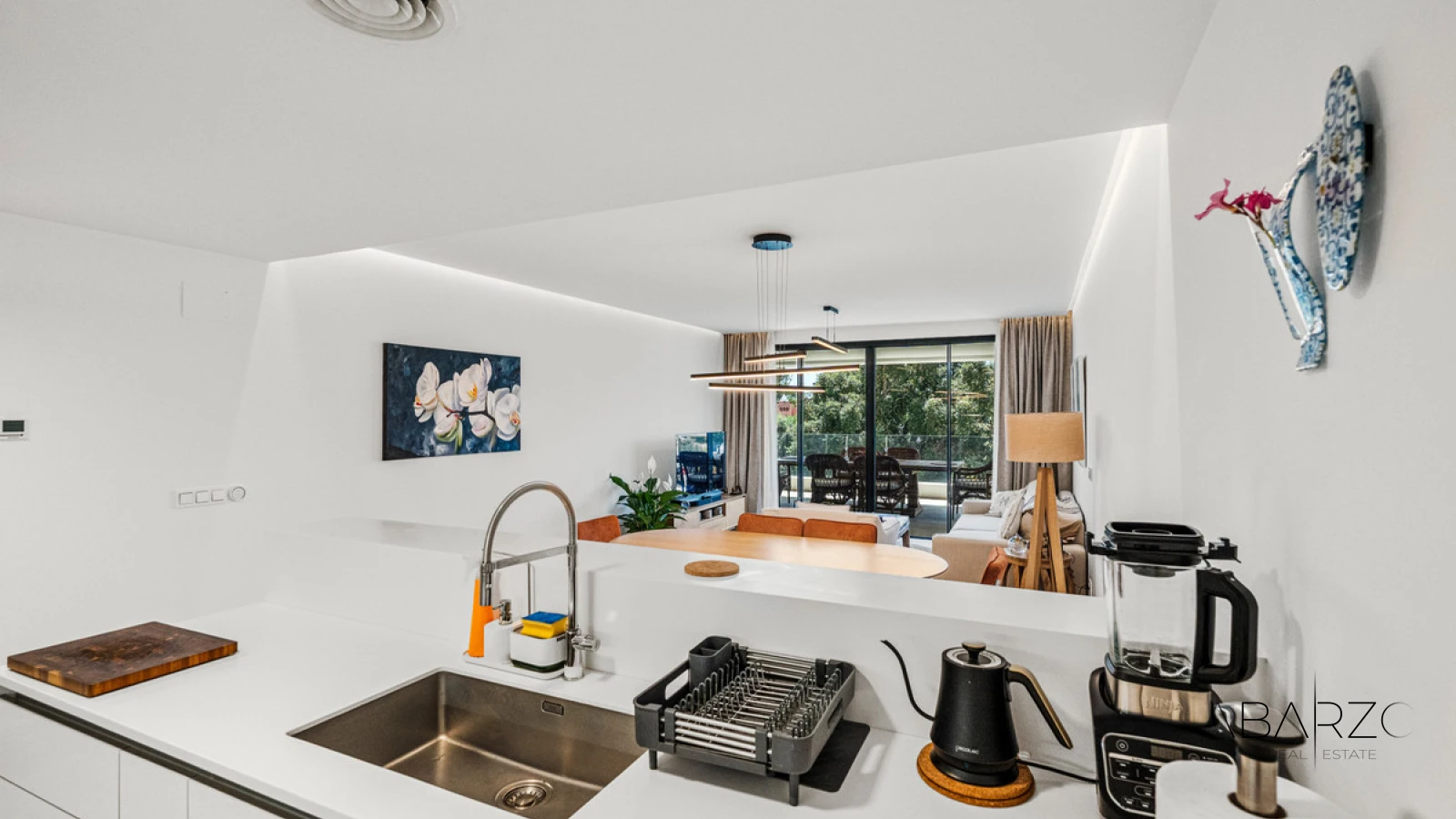 Luxury 3-Bedroom Ground Floor Duplex in Cabopino Frontline Golf — interior, Marbella East, Marbella (17 of 46)