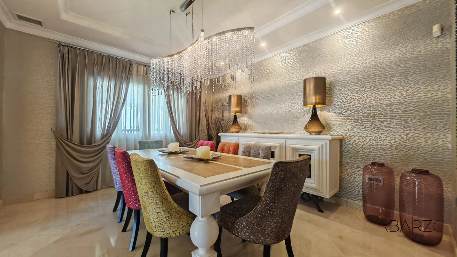 Villa for sale with private pool and garden in Elviria, Marbella — interior, Marbella East, Marbella (5 of 38)