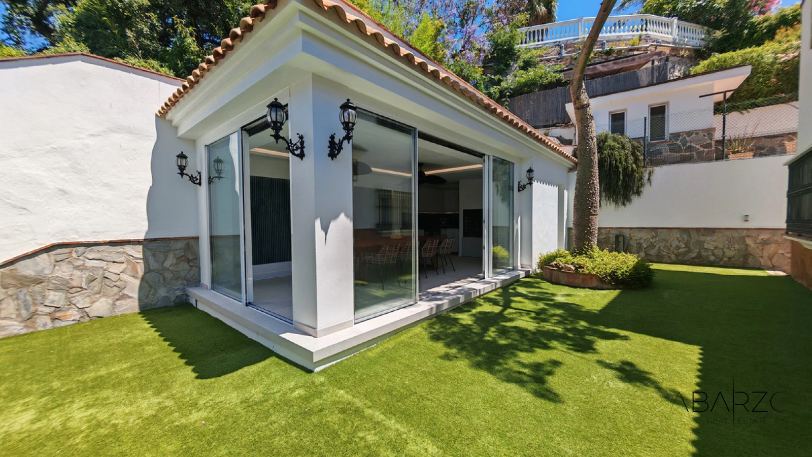 Villa for sale with private pool and garden in Elviria, Marbella — interior, Marbella East, Marbella (25 of 38)