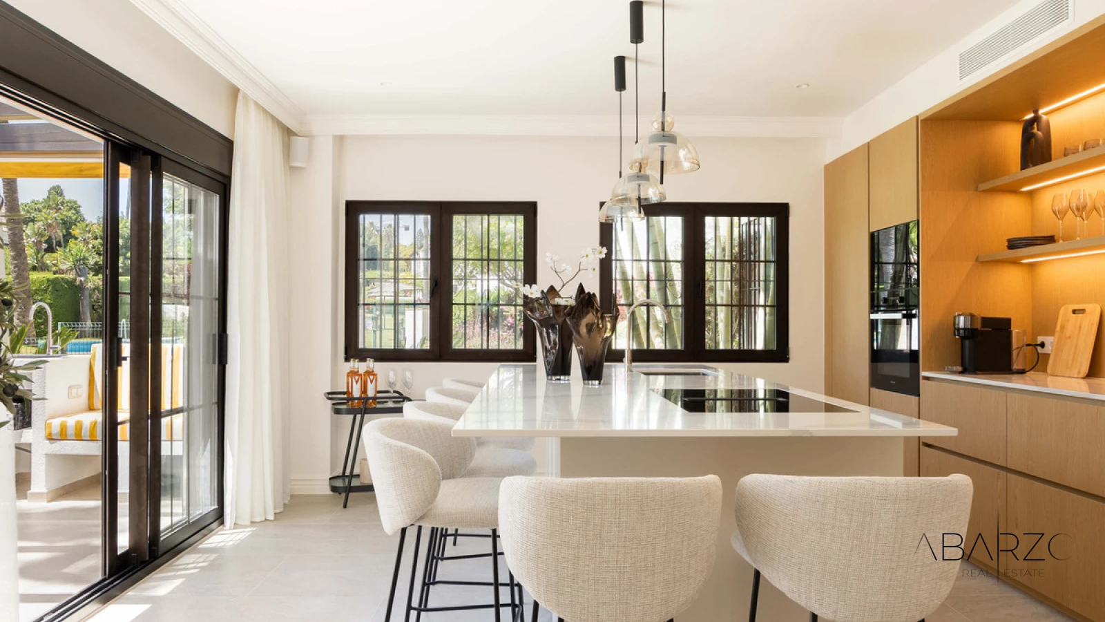 Stunning 3-Bedroom Apartment in Aldea Blanca Marbella with Terraces & Outdoor Kitchen — interior, Nueva Andalucía, Marbella (10 of 15)