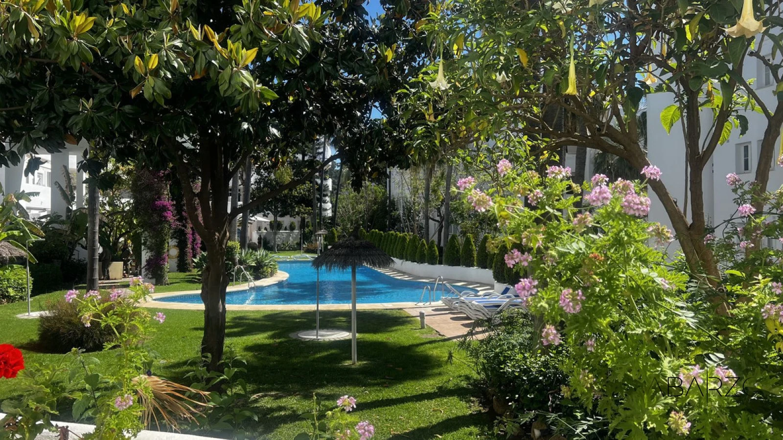 Spectacular Elevated Ground-Floor Apartment with Large Terrace in Golden Mile — interior, Golden Mile, Marbella (10 of 13)