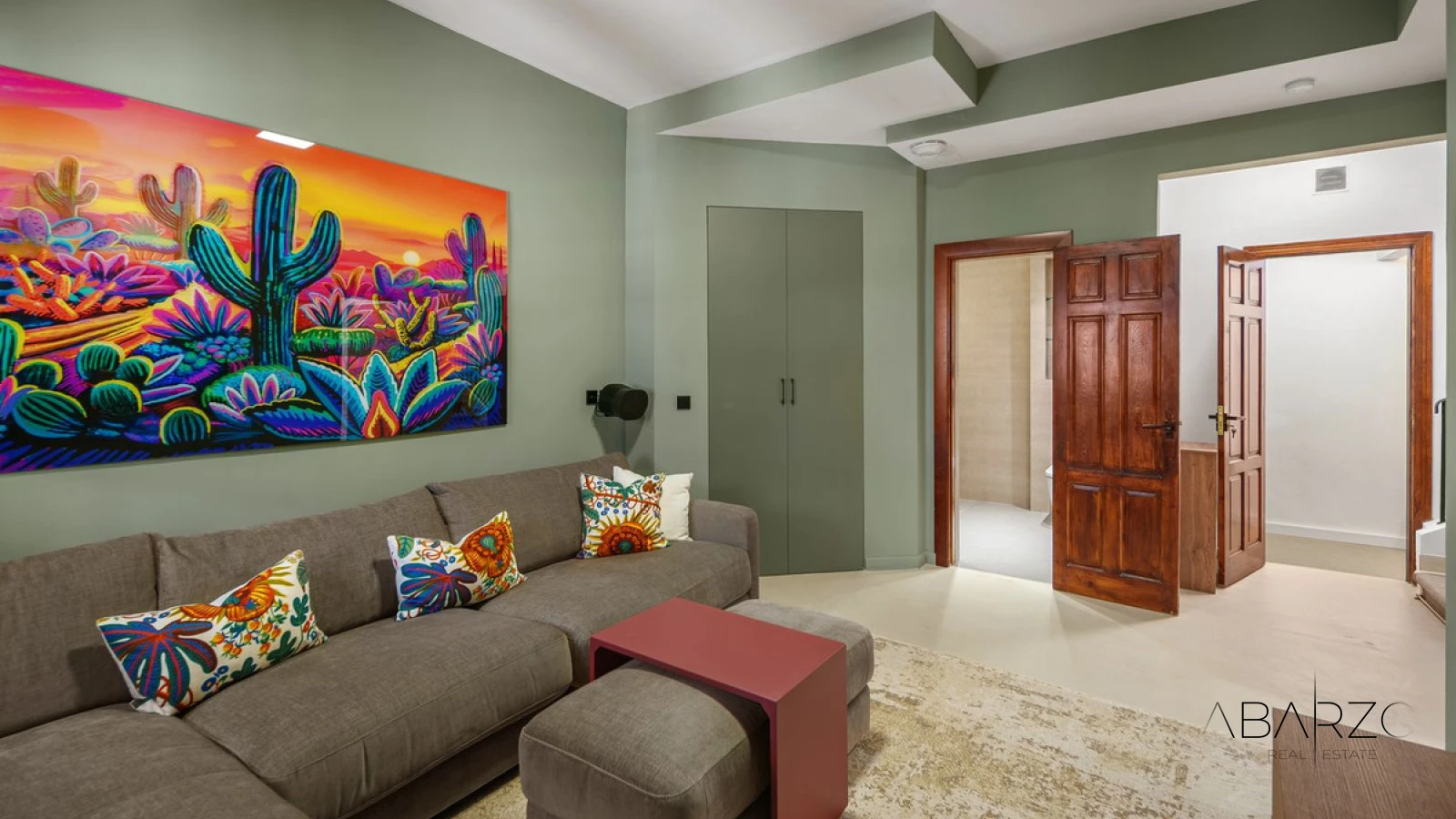 Elegant Beachside Townhouse in Marbella Golden Mile with Rooftop Terrace and Sea Views — interior, Golden Mile, Marbella (28 of 40)