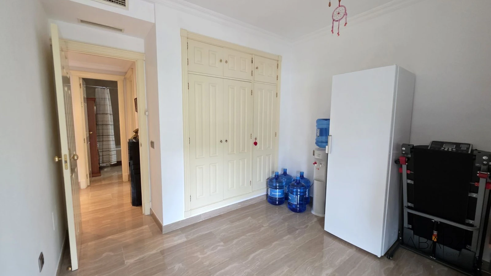 Duplex Penthouse in Sierra Blanca Marbella with Panoramic Views and Jacuzzi — interior, Golden Mile, Marbella (30 of 31)