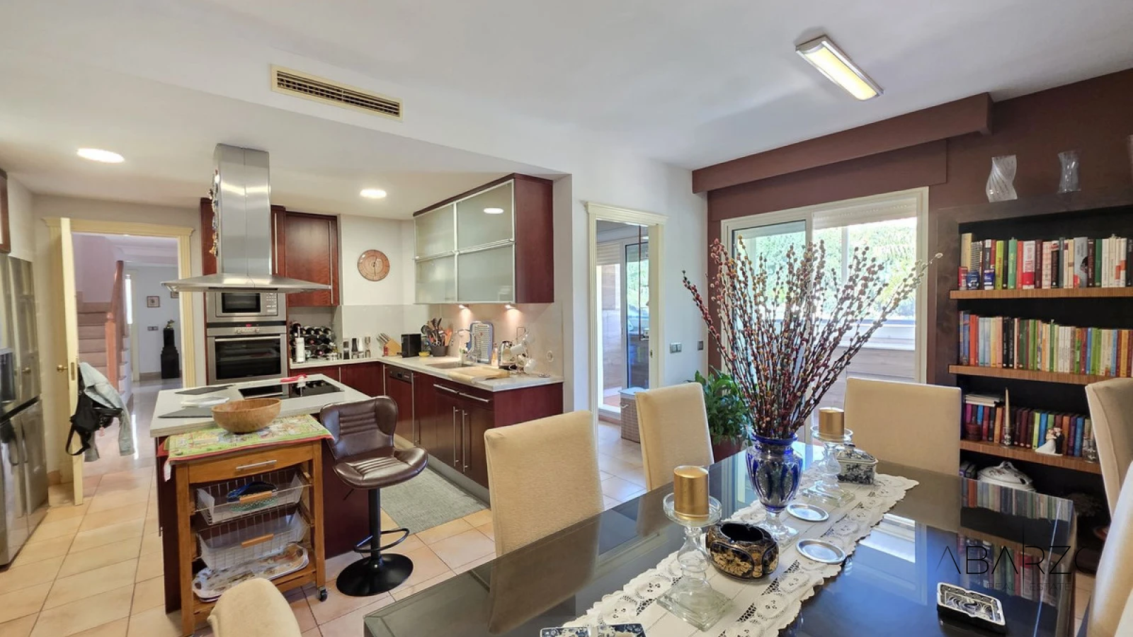 Duplex Penthouse in Sierra Blanca Marbella with Panoramic Views and Jacuzzi — interior, Golden Mile, Marbella (23 of 31)