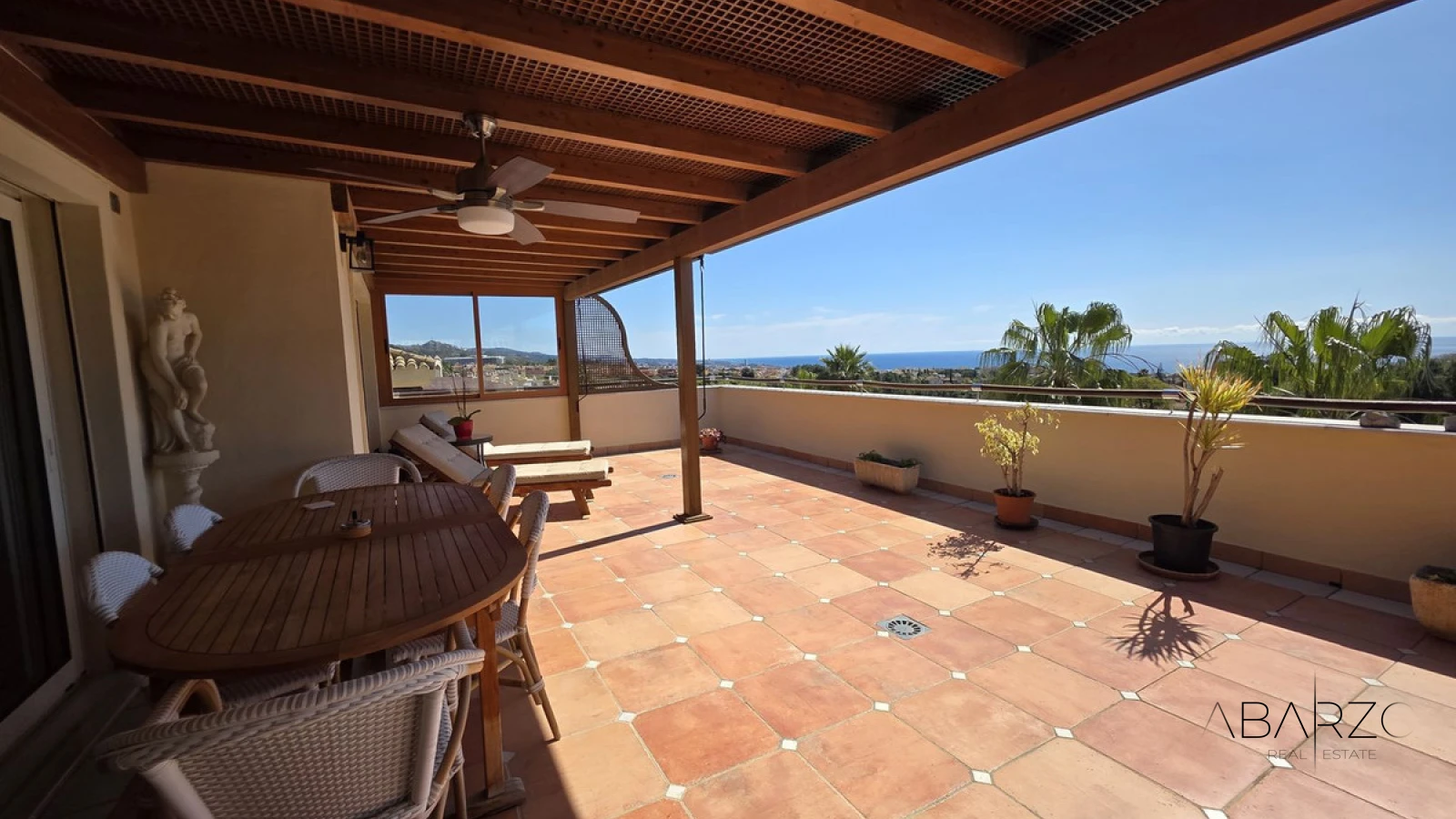Duplex Penthouse in Sierra Blanca Marbella with Panoramic Views and Jacuzzi — interior, Golden Mile, Marbella (20 of 31)