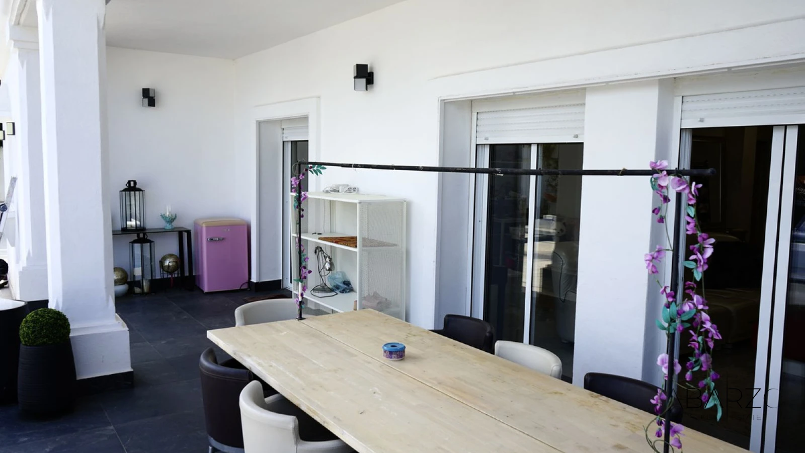 Villa con vistas al mar en Xarblanca, piscina privada, parcela grande y potencial de reforma — interior, Marbella Centro, Marbella (21 of 23)