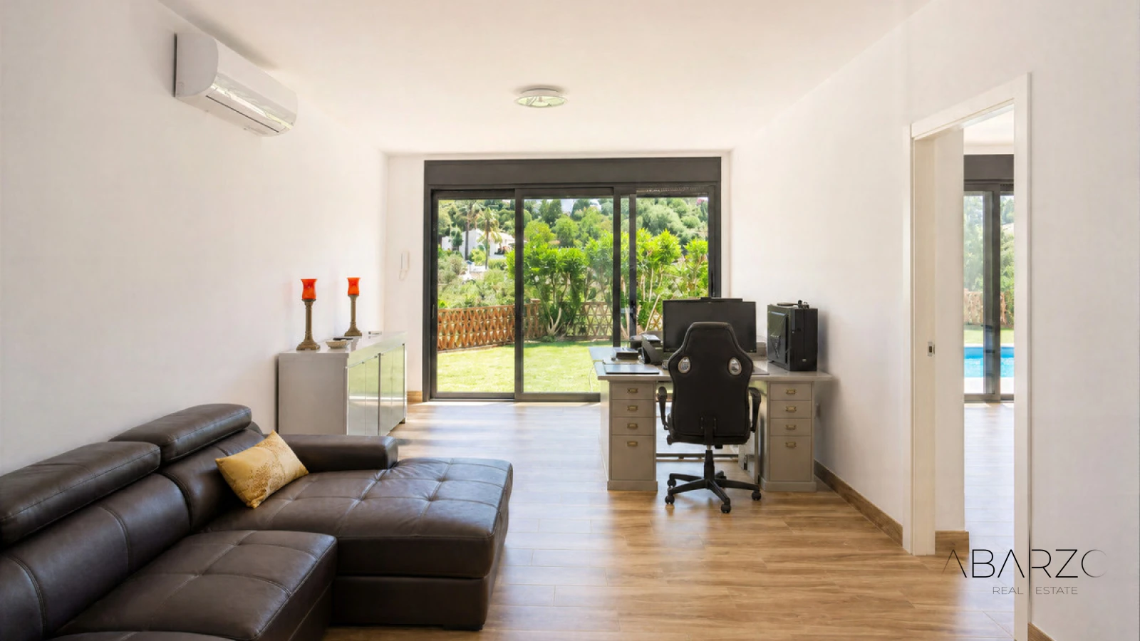 Renovated Villa with Private Pool in El Rosario, Marbella — interior, Marbella East, Marbella (22 of 36)