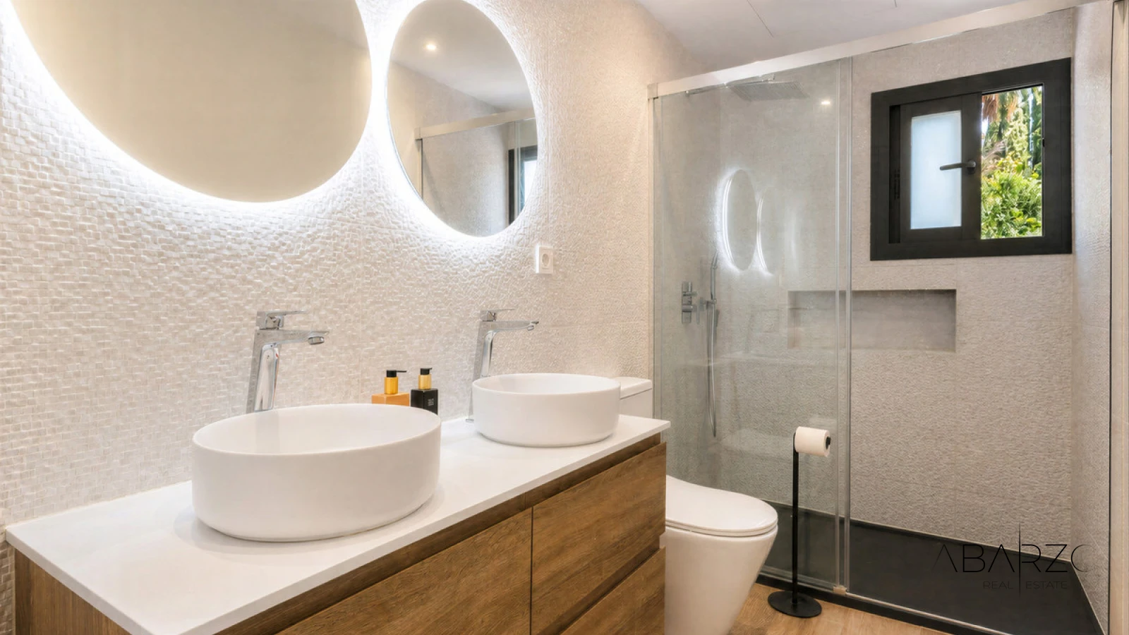 Renovated Villa with Private Pool in El Rosario, Marbella — interior, Marbella East, Marbella (16 of 36)