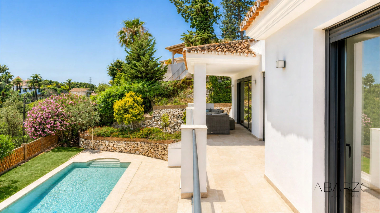 Renovated Villa with Private Pool in El Rosario, Marbella — interior, Marbella East, Marbella (25 of 36)