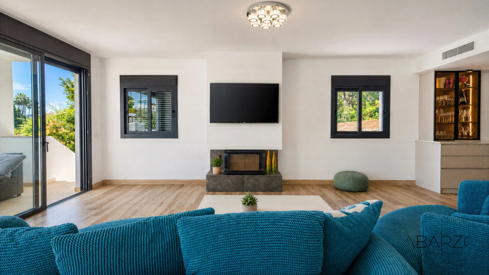 Renovated Villa with Private Pool in El Rosario, Marbella — interior, Marbella East, Marbella (2 of 36)