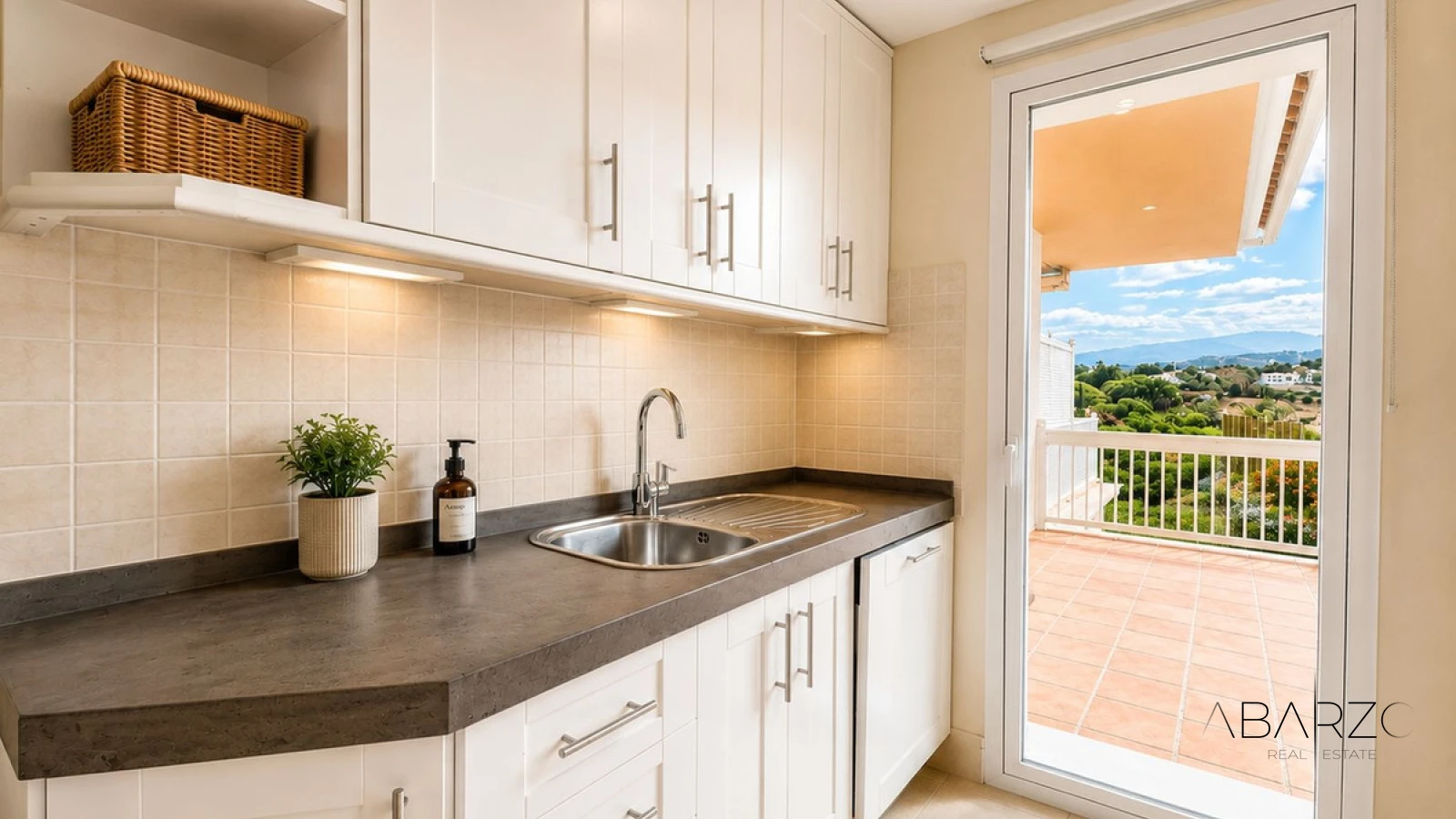 Penthouse with Golf Views in Los Flamingos, Benahavís — interior, Los Flamingos, Benahavís (9 of 19)