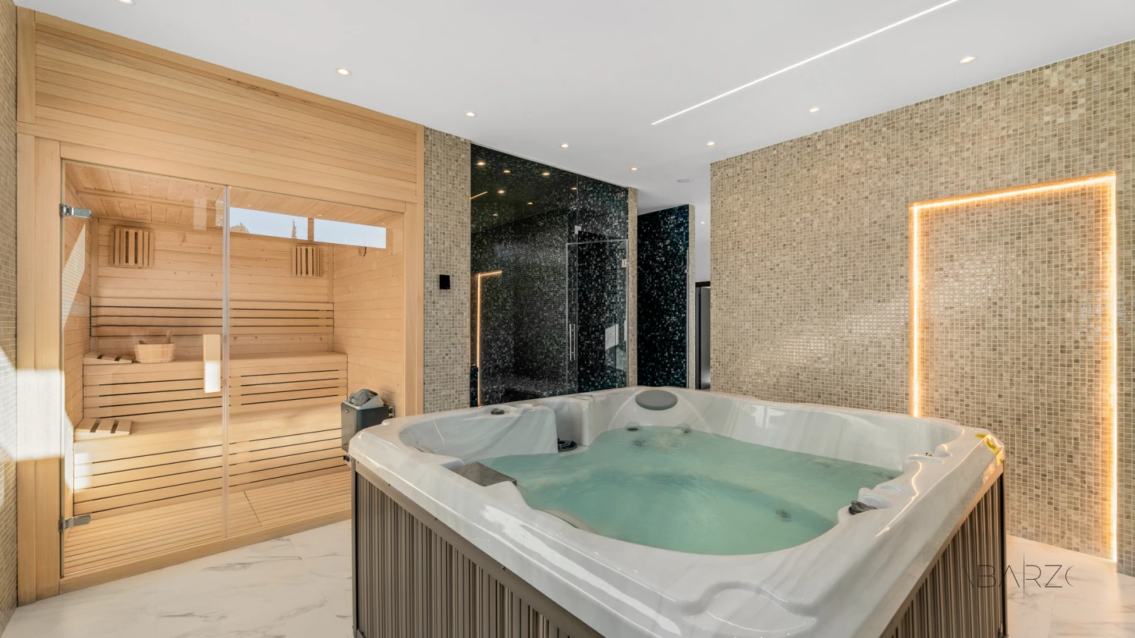 Villa de nueva construcción en parcela de 2500 m² con 6 dormitorios y diseño innovador — interior, New Golden Mile, Estepona (16 of 27)